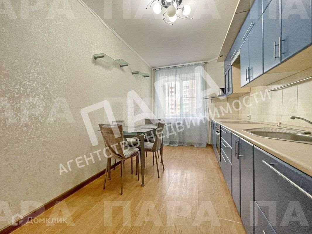 Двухкомнатная квартира Александра Матросова улица, 53, фото №9