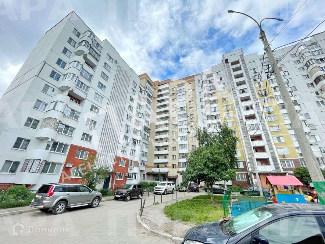 Двухкомнатная квартира Александра Матросова улица, 53, фото №2