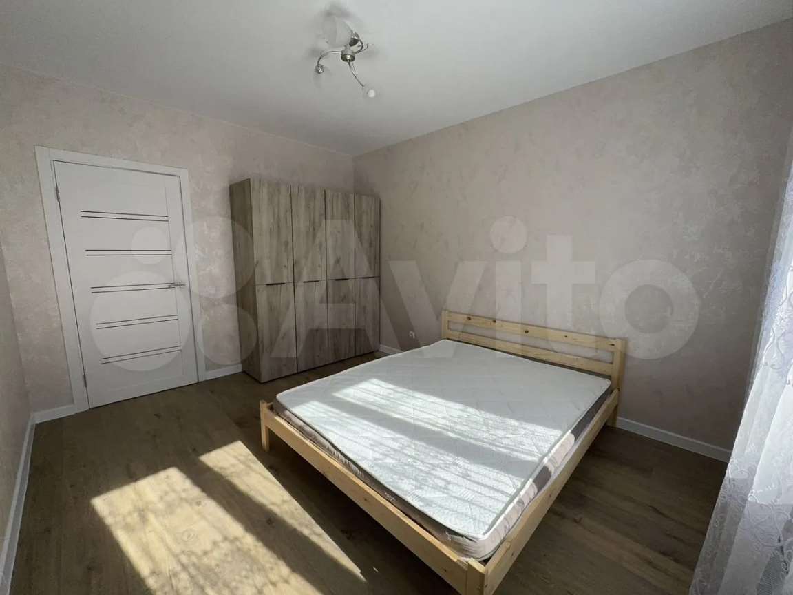 -и комнатная 150 улица, 00, фото №2