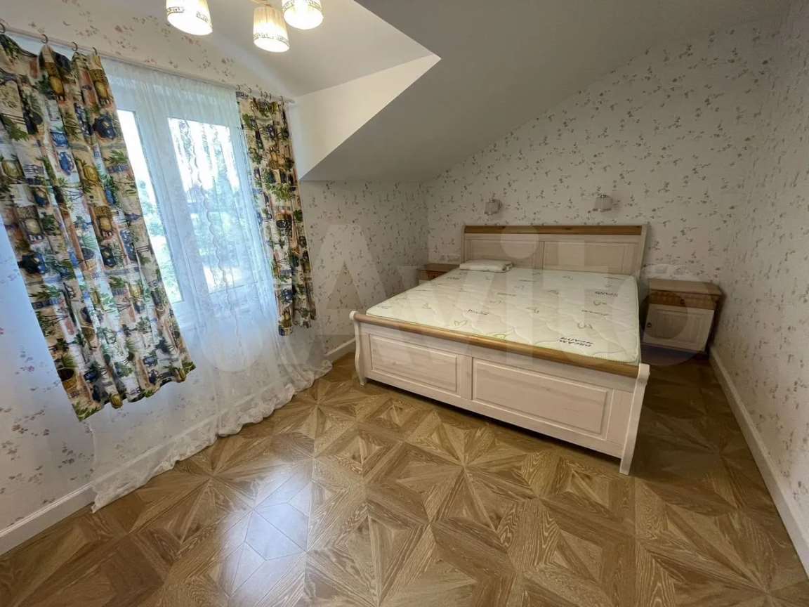 Дом  комнаты аллея Центральная (МО "г. Пушкин") аллея, фото №1