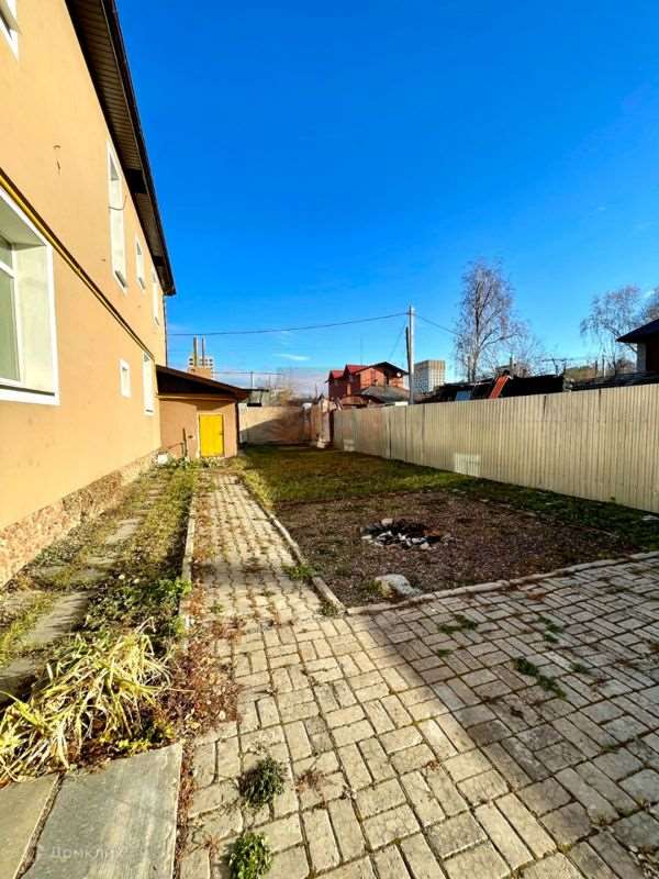 Дом 6 комнат Автономных Республик улица, 69, фото №2