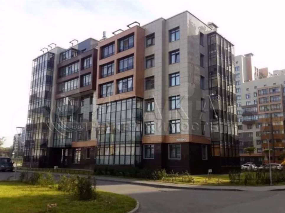 -и комнатная ул. Адмирала Черокова улица, 20, фото №2