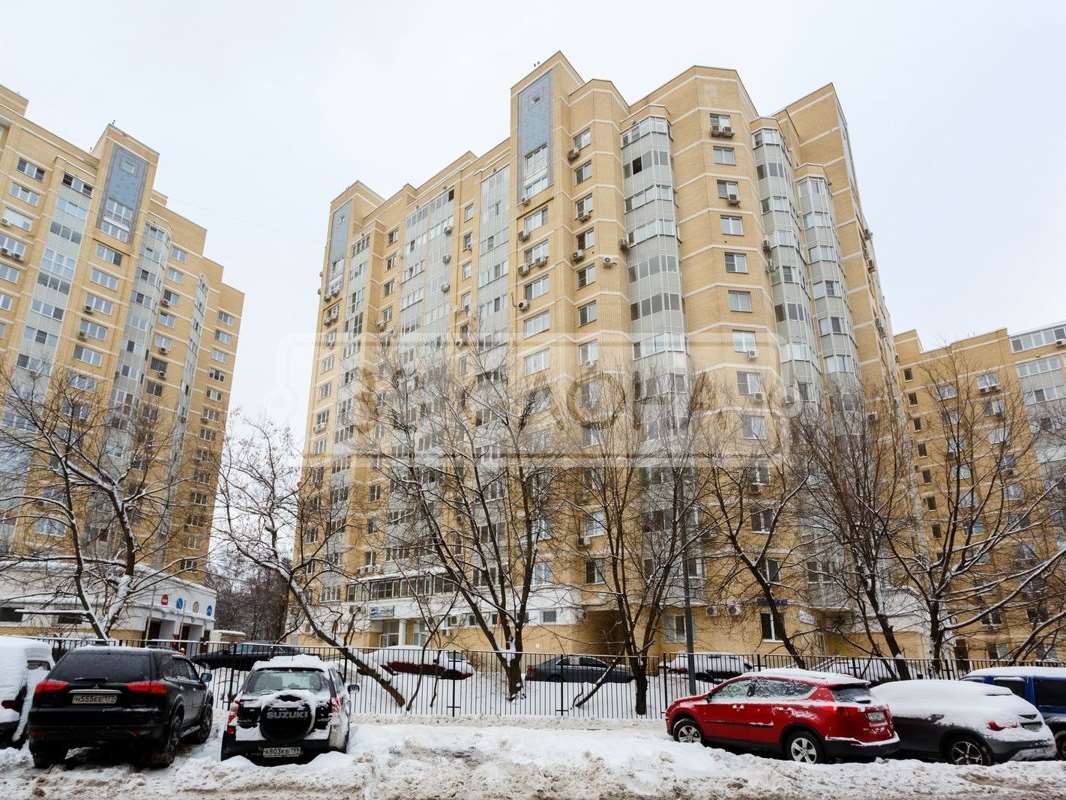 4-х комнатная квартира Челюскинская улица, 11, фото №4