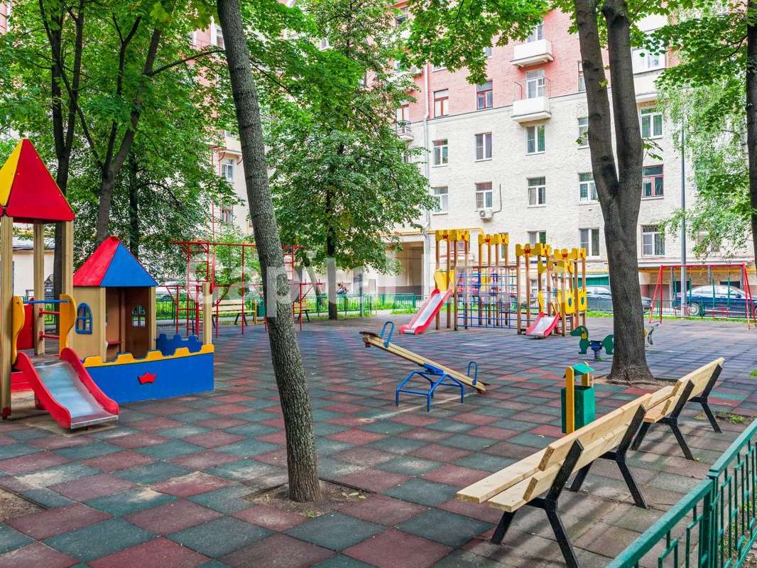 4-х комнатная квартира Мира улица, 108, фото №1