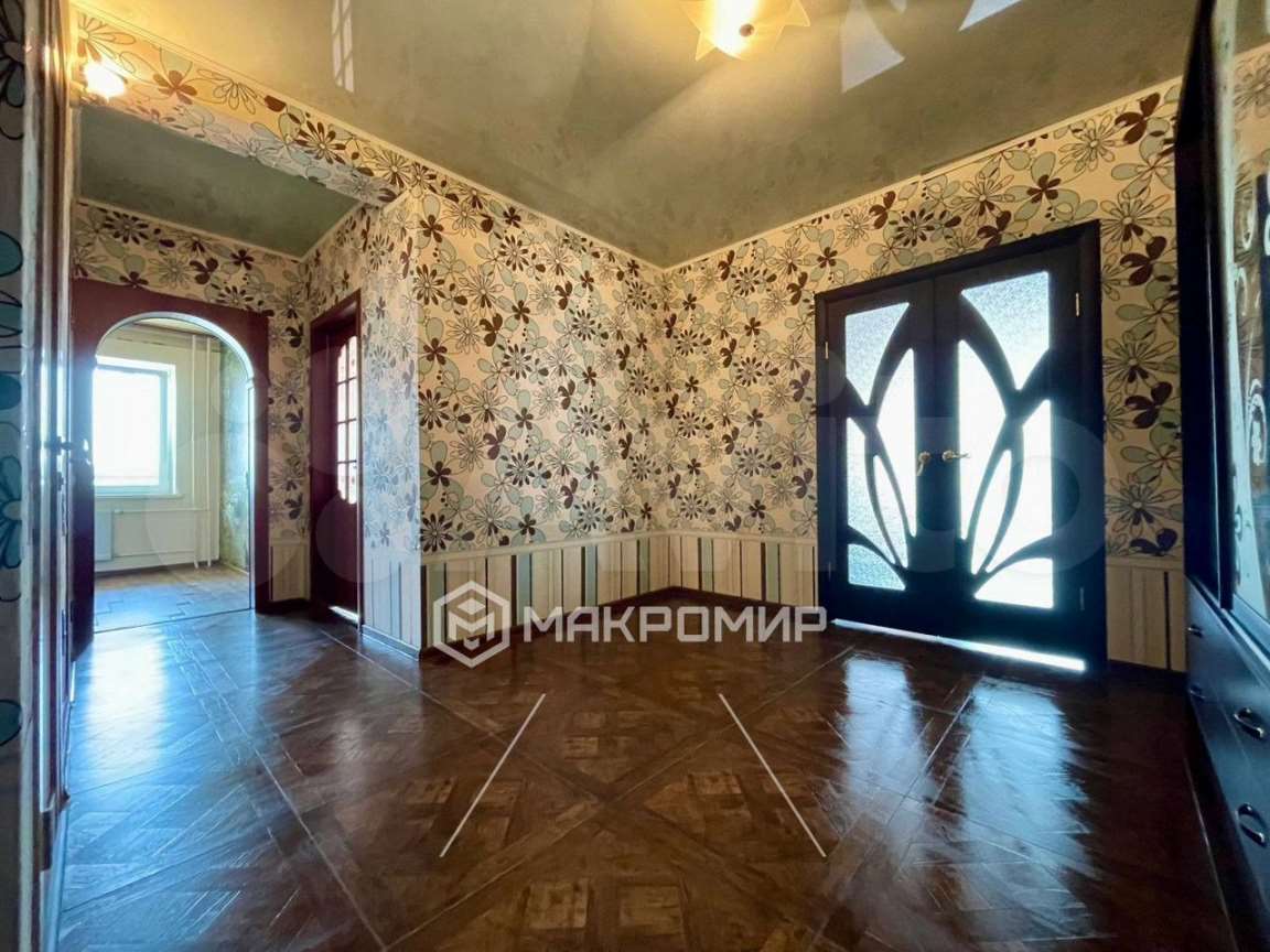 -и комнатная Братьев Кашириных улица, фото №10