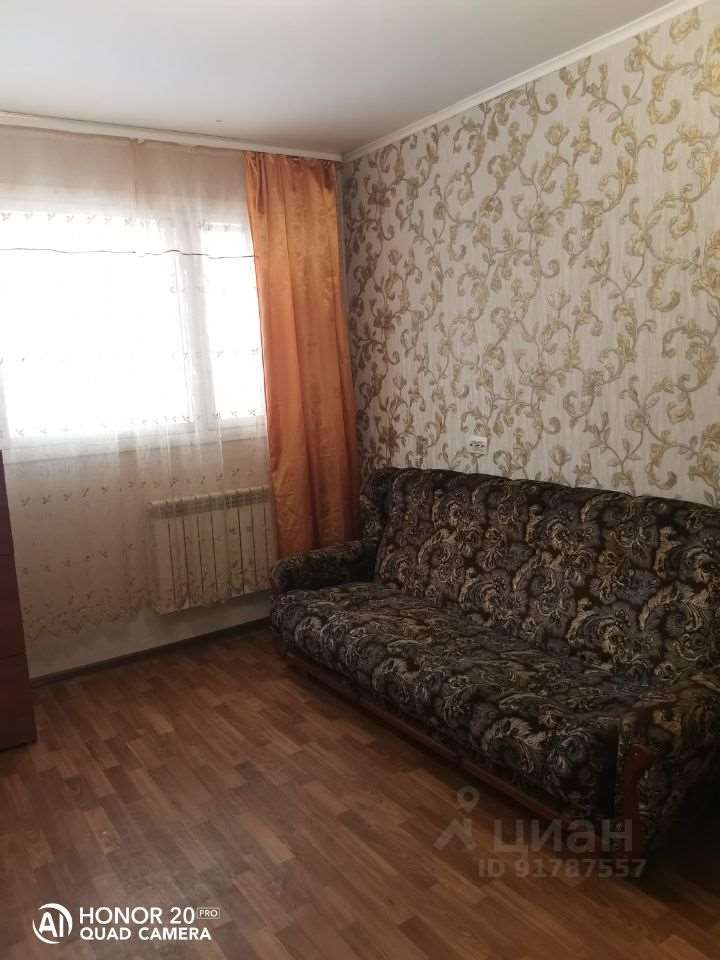 -и комнатная ул. Композиторов улица, 33, фото №3