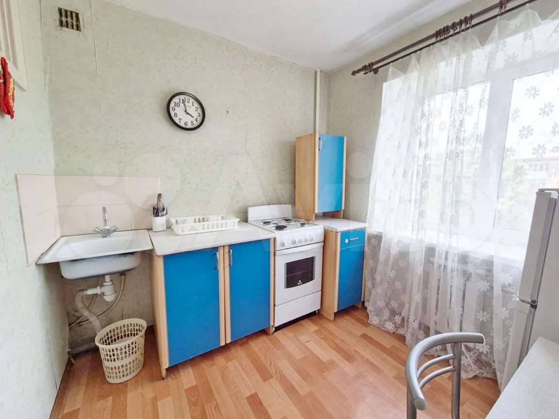 -и комнатная Космонавтов улица, фото №2