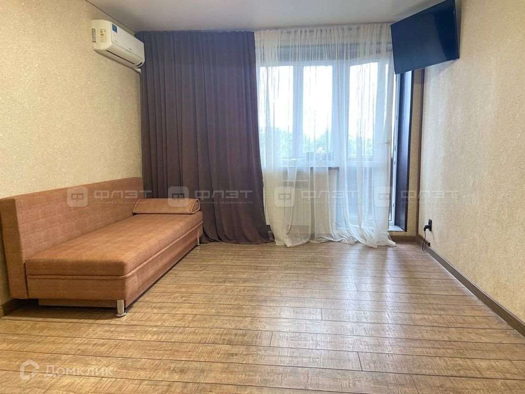 Двухкомнатная квартира Октябрьский городок улица, 1, фото №1